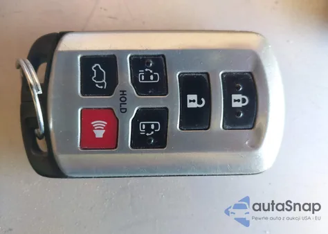 2011 Toyota Sienna Limited V6 z USA, uszkodzony, nr VIN 5TDYK3DC3BS109460